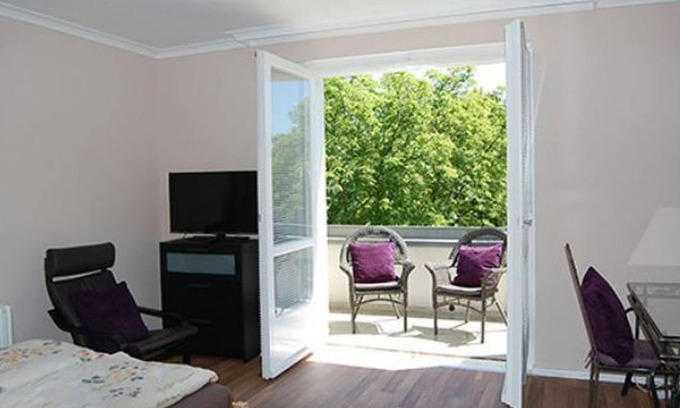 Westend Apartment | Cozy furnished apartment with balcony, quiet, central, long term rental