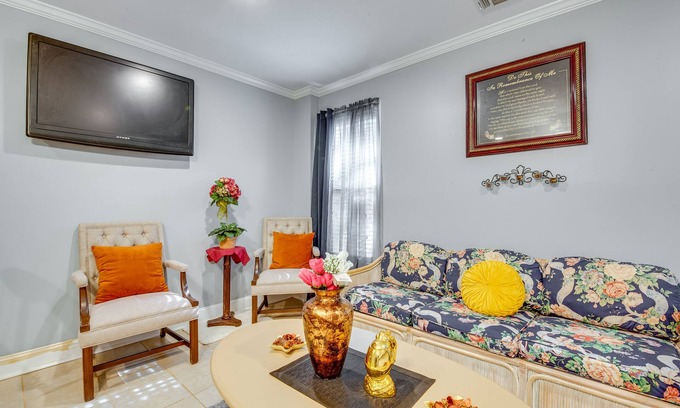 Powder Springs Apartment | Cozy Georgia Apartment Near Theme Parks & Hiking!