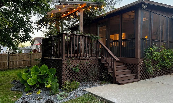 Hermitage House | Cozy Getaway East of Nashville
