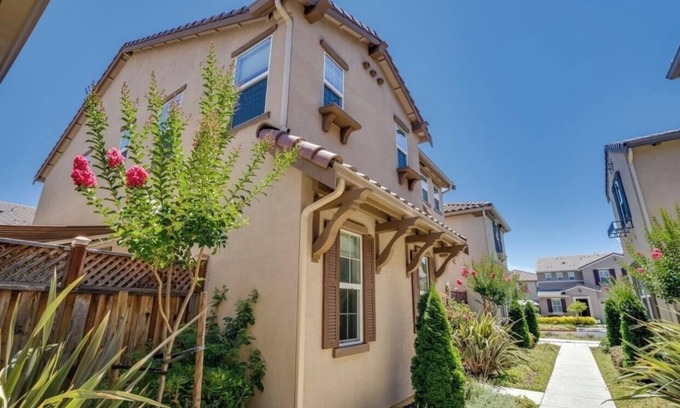 Gilroy House | Cozy Gilroy Retreat Near Wineries & Attractions!