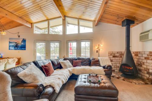 Groveland House | Cozy Groveland Chalet Near Yosemite!