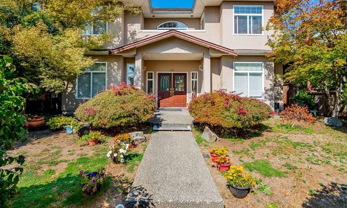 Central Lonsdale House | Cozy Guest Suite in North Vancouver