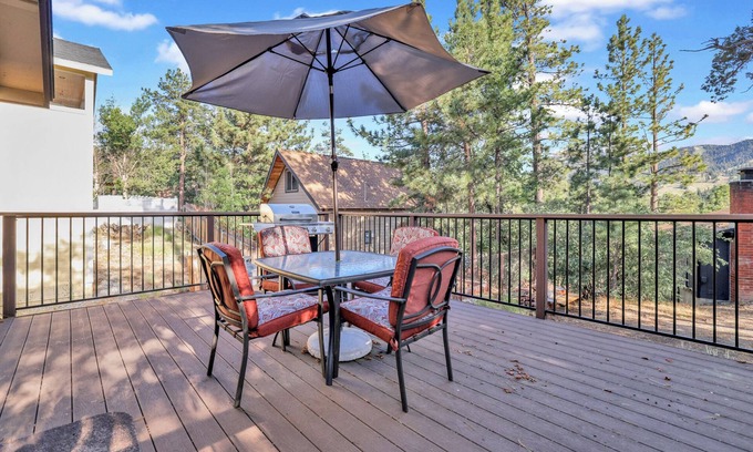 Moonridge Cabin | Cozy Haven #1966