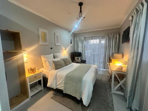 Beacon Bay Apartment | Cozy Hide