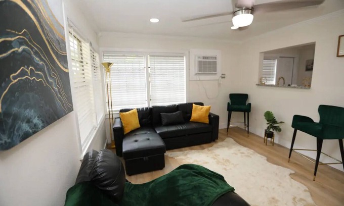 Arlington Apartment | Cozy Hideaway in Jacksonville