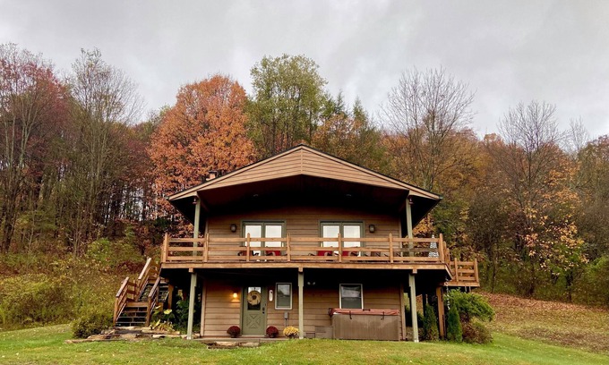 Ellicottville Cottage | Cozy Holiday Retreat with Valley Views + Hot-tub + Fire-pit