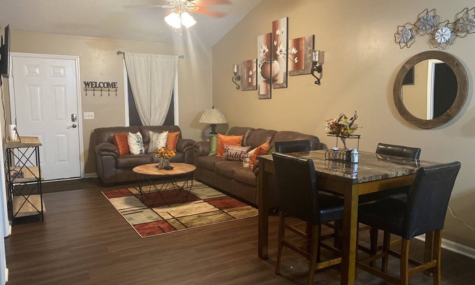 Statesboro House | Cozy Home Away From Home