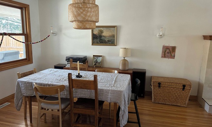 Northwest Calgary House | Cozy home in a quiet neighbourhood among old trees. 10 min drive to city centre.