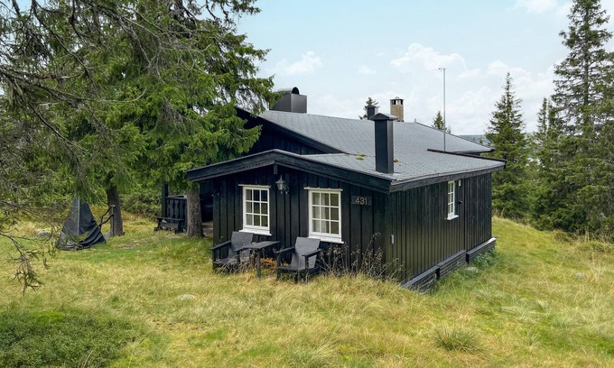 Sjusjoen House | Cozy home in Sjusjøen with sauna