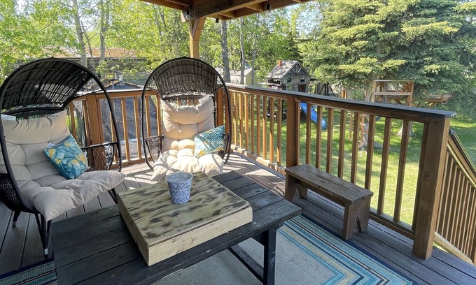 Bayshore - Klatt House | Cozy Home in South Anchorage