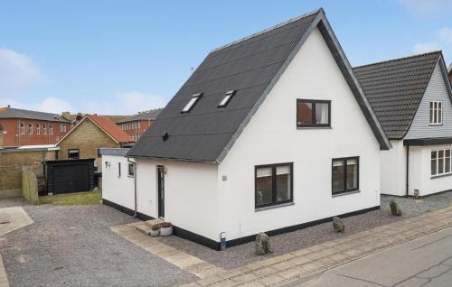 Thyboron House | Cozy Home In Thyborøn With Wifi
