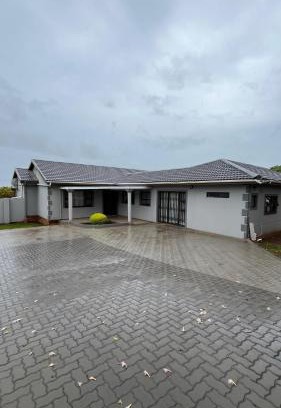 Empangeni House | cozy home in traquil area