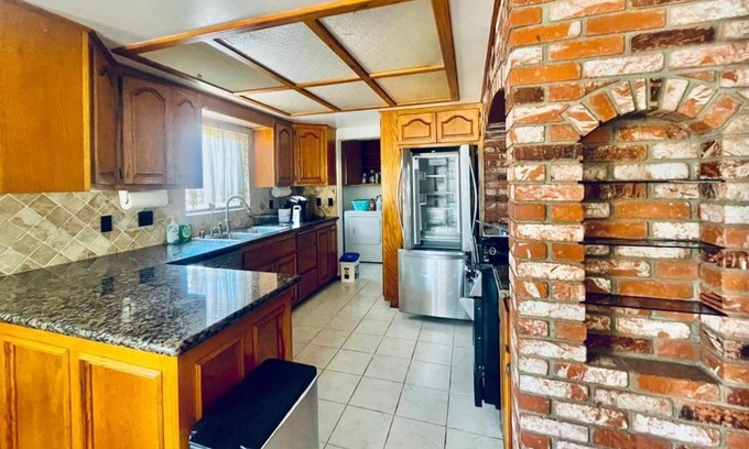 Oxnard House | cozy home near the beach, walk to the Naval Base Port Hueneme
