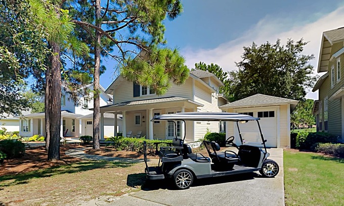 Laurel Grove House | Cozy home w/lakefront porch, fairway views & golf cart - shared pool & hot tub