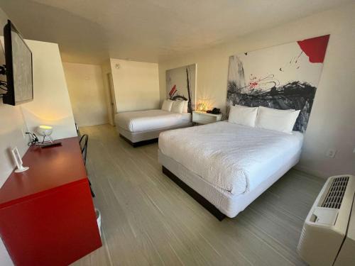 Kissimmee Hotel | Cozy hotel with Super location near Disney