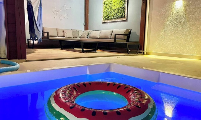 Meia Praia House | Cozy House with Heated Pool, Beach 180m away, Billiards, Beto Carrero