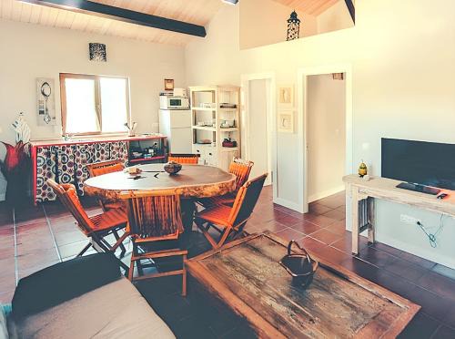 Canamero House | Cozy house in Cañamero of 86 m² with shared pool