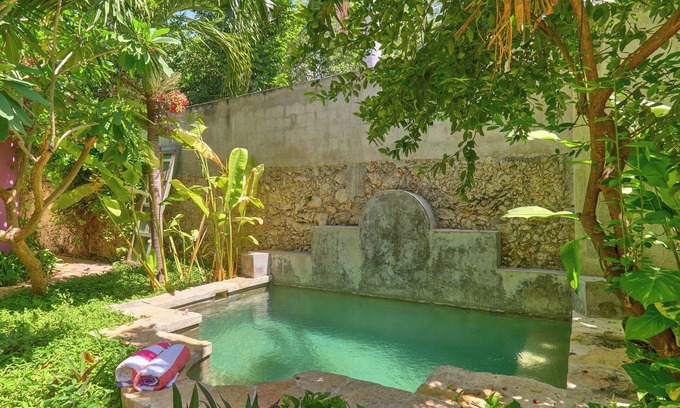 Centro House | Cozy house & secret garden with pool in Centro