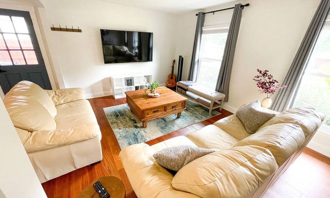Tucker House | Cozy House with a Sunroom!