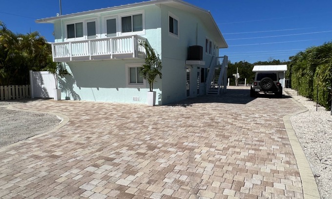 Lower Matecumbe Beach House | Cozy Islamorada home! Pet-Friendly