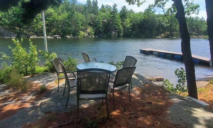 Havelock-Belmont-Methuen Cabin | Cozy Lakeside Cabin on Kasshabog Lake, Pets Welcome!