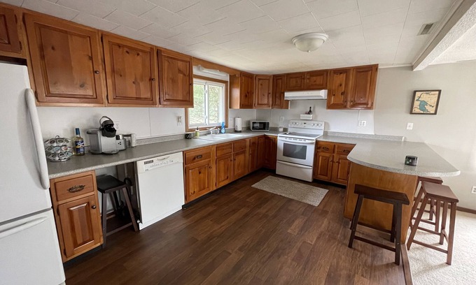 Chippewa Falls House | Cozy lakefront cabin on Lake Wissota/Yellow River with dock and beautiful views!