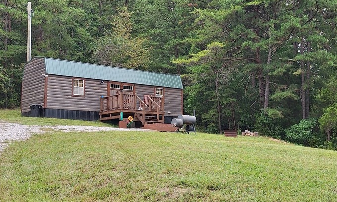 Sloans Valley Cabin | Cozy little get away off HWY 192 "The Rattlesnake"