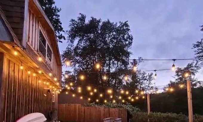 Shawanese Apartment | Cozy loft apartment at Harvey’s Lake