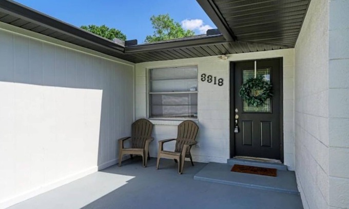 Sun Bay South House | Cozy luxurious Home Sleeps 8