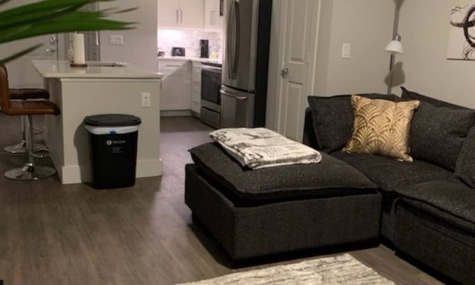 Missouri City Apartment | Cozy Luxury 1BR w/King Bed in Sienna