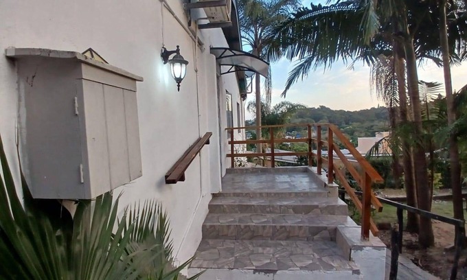 Margate House | Cozy Margate Retreat Family Home With 2 Bedrooms