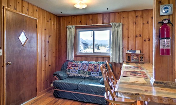 New Meadows House | Cozy McCall Area Home with 360 Degree Mountain Views