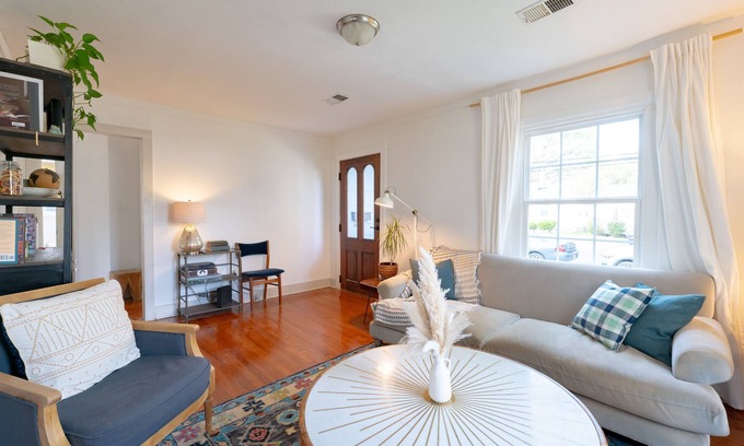 Midtown House | Cozy Midtown cottage, 2.5 miles from Masters