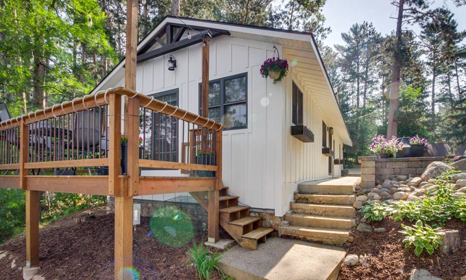 Pequot Lakes Cabin | Cozy Minnesota Cabin Stay w/Sibley Lake Access!