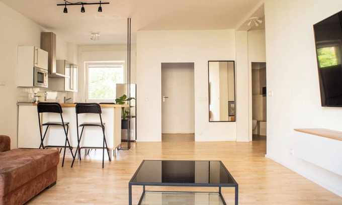 Charlottenburg-Wilmersdorf Apartment | Cozy, modern, and newly renovated 80m2 apartment in the heart of Charlottenburg