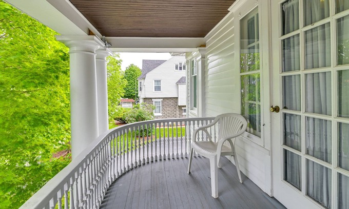 Mohawk Apartment | Cozy Mohawk Getaway: Near Herkimer Diamond Mines