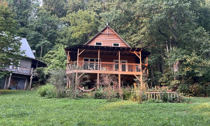 Sylva Cottage | Cozy Mountain Cottage, Brand New Build!