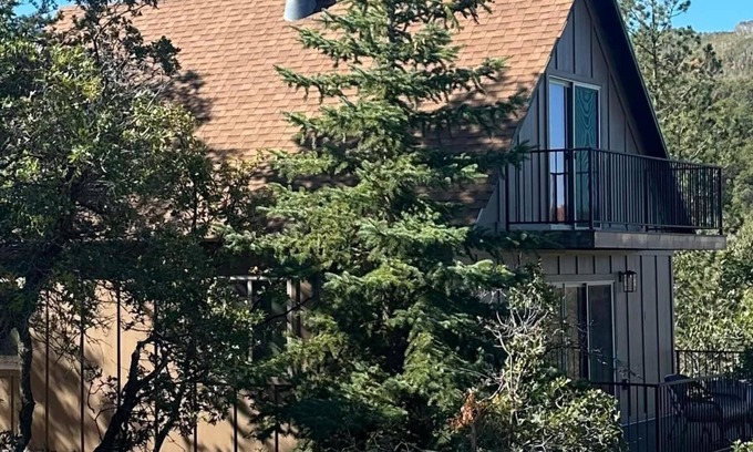 Timber Lakes Cabin | Cozy mountain getaway newly remodeled stunning views of The famous Wasatch Back