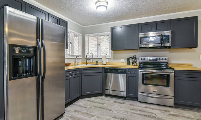 Skyland Apartment | Cozy Mtn. Getaway in South Asheville