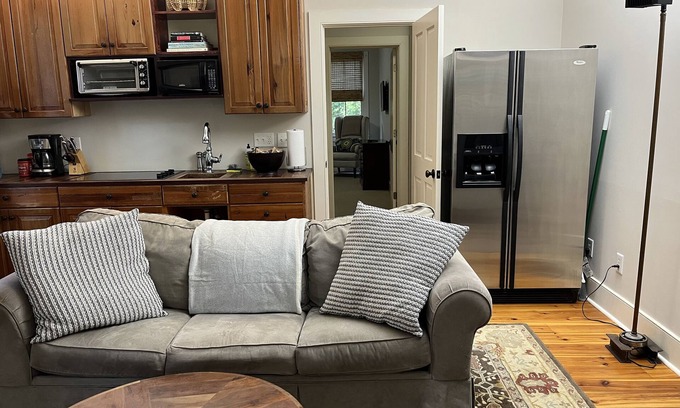 Charleston Apartment | Cozy Natural Retreat with a Private Entrance