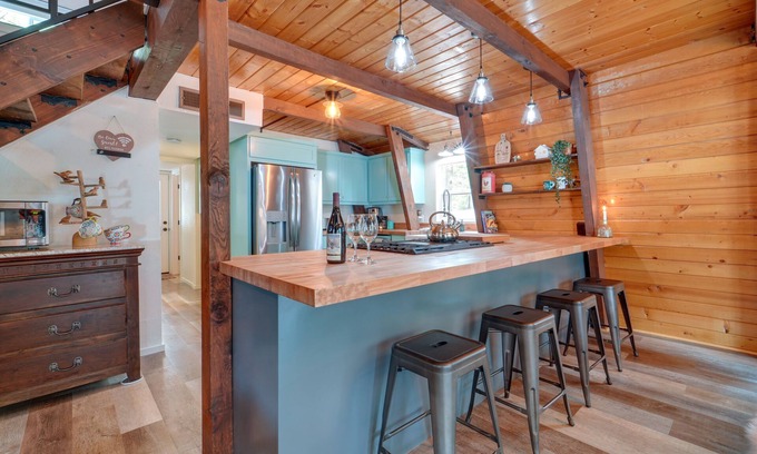 Nevada City Cabin | Cozy Nevada City Cabin: Deck, Game Room, Fire Pit