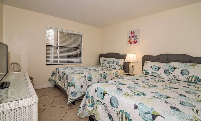 South Bradenton Apartment | Cozy new kitchen Shorewalk condo close to img and beach