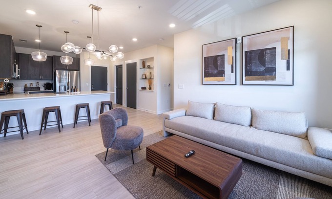 North Charlotte Condo | Cozy Oasis in NoDa: Near Uptown & Vibrant Dining