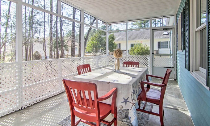 Ocean Pines Cottage | Cozy Ocean Pines Cottage: Swim, Shop & Golf!