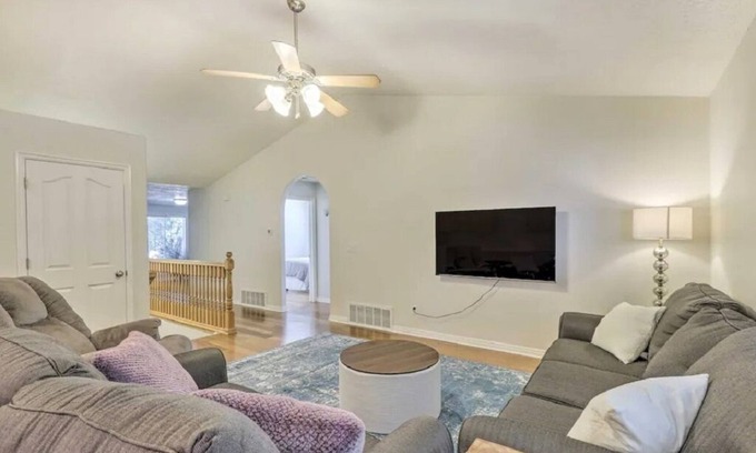 Bonneville House | Cozy Orem Gem - Perfect Location