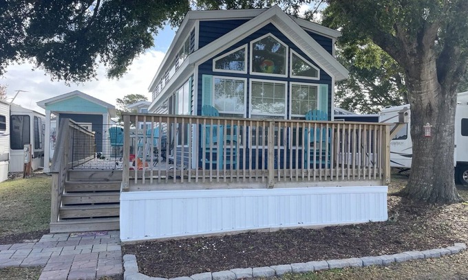 Newport RV Rental | Cozy park model at campground in enchanting Newport NC.