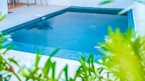 San Fernando House | Cozy Pool Villa near SM Pampanga and Sky Ranch Pampanga