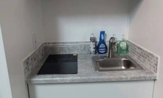South San Jose House | Cozy, private 1 bedroom, bath & entrance with WiFi, kitchen and laundry!