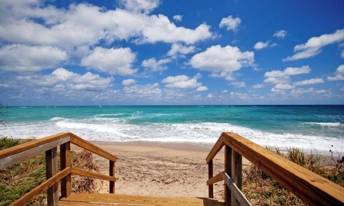 Jupiter Condo | Cozy, private apartment. Walk to the beach.