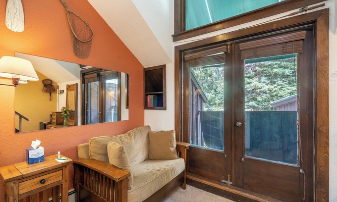 Telluride Hotel | Cozy Private Lofted Room in Great Telluride Location